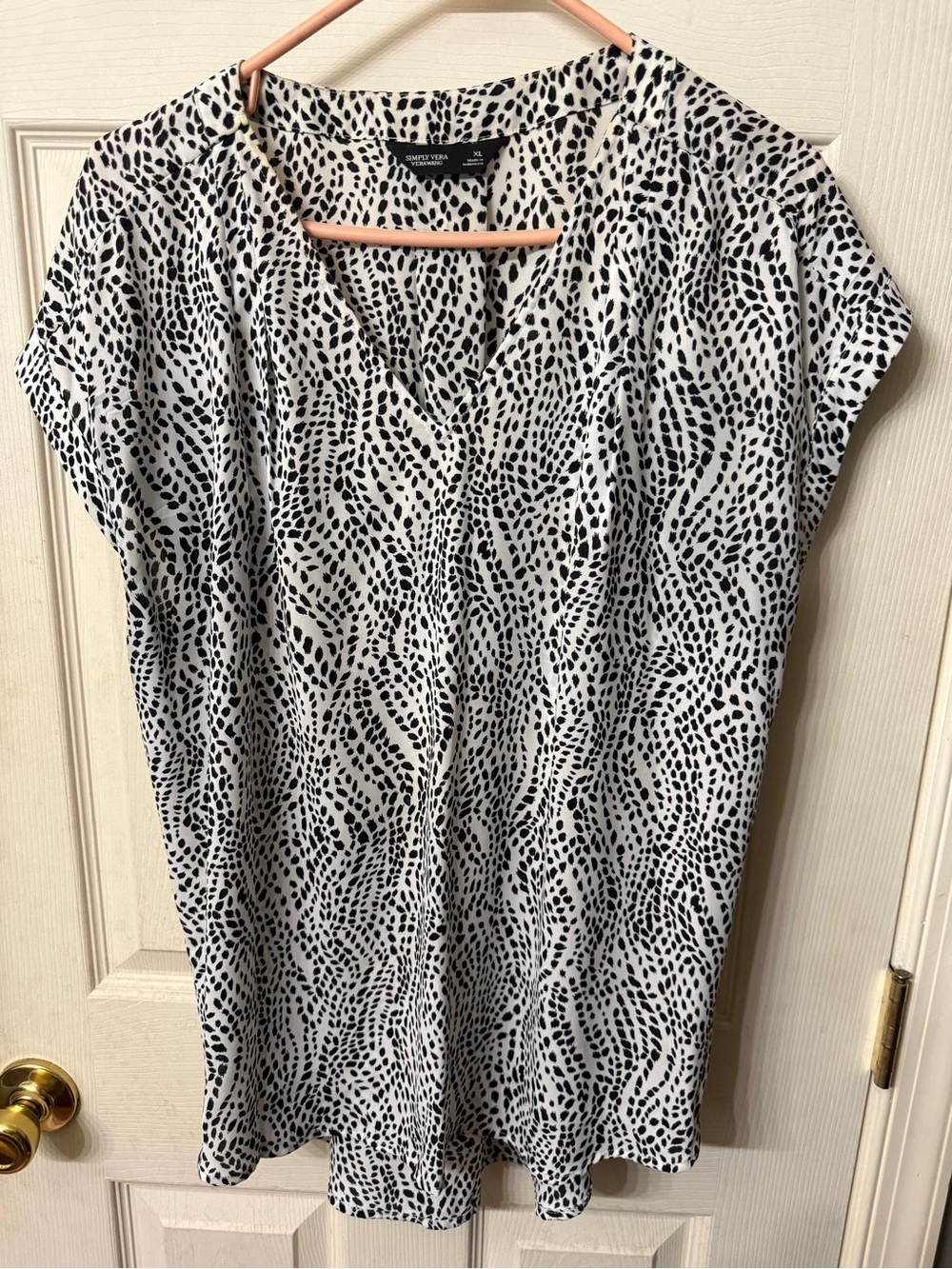 Simply Vera Vera Wang Black & White Dot-Print V-Neck Blouse
